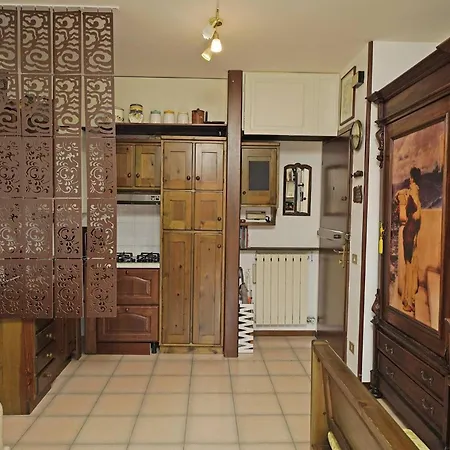 Balander - Gardagate Apartman Brescia